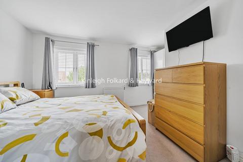 5 Ravens Dene, Chislehurst, BR7 5FL