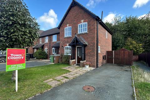 3 bedroom terraced house for sale, Henley Drive, Oswestry