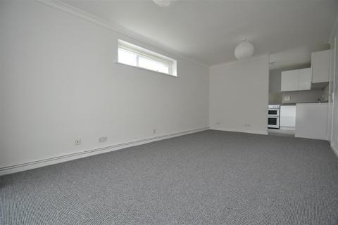 undefined, Aurum Close, Horley