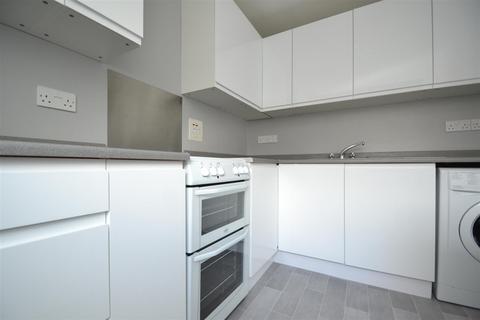 undefined, Aurum Close, Horley