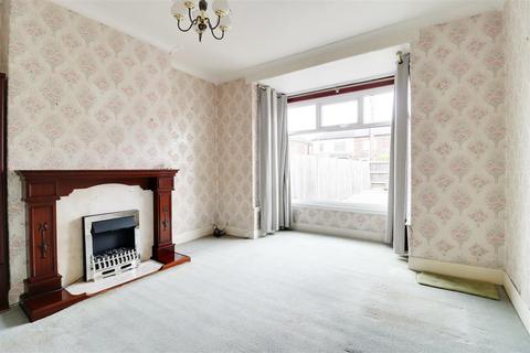 3 bedroom terraced house for sale, Blackburn Avenue, Brough