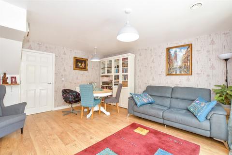 3 bedroom terraced house for sale, Longley Road, Chichester, West Sussex