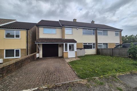 55 Lang Road, Crewkerne, TA18 8HH