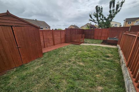 55 Lang Road, Crewkerne, TA18 8HH