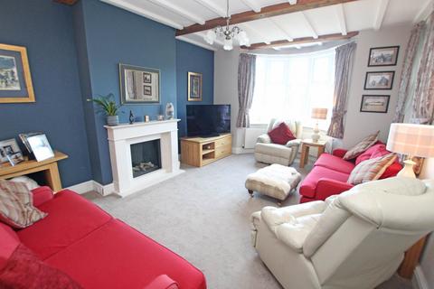 4 bedroom detached house for sale, Pashley Road, Eastbourne, BN20 8DY