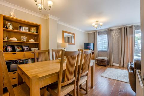 71 Oldfield Drive, Wouldham, Rochester, ME1 3GP