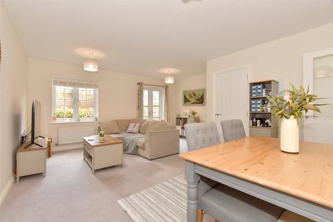 28 Cherry Tree Lane, Ewhurst, Cranleigh, GU6 7GG