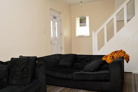 2 bedroom semi-detached house for sale, Lichens Crescent, Oldham