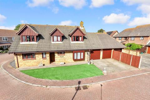 3 bedroom bungalow for sale, St. Margaret's Drive, Walmer, Deal, Kent