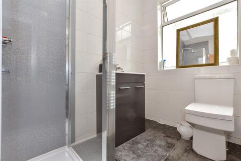 423 Wanstead Park Road, Ilford, IG1 3TT
