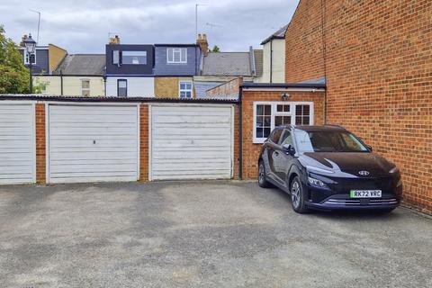 2 bedroom terraced house for sale, Hunters Mews, Windsor, Berkshire, SL4