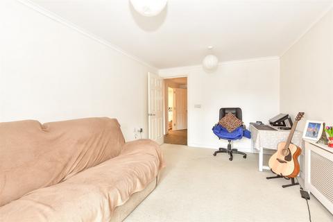 1 bedroom flat for sale, Medway Wharf Road, Tonbridge, Kent