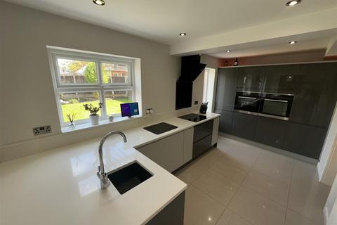 3 bedroom detached house for sale, Cornflower Close, Hesketh Bank, Preston