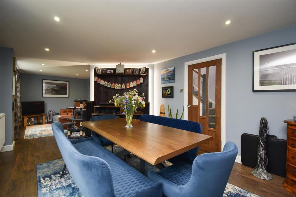 Living and dining space