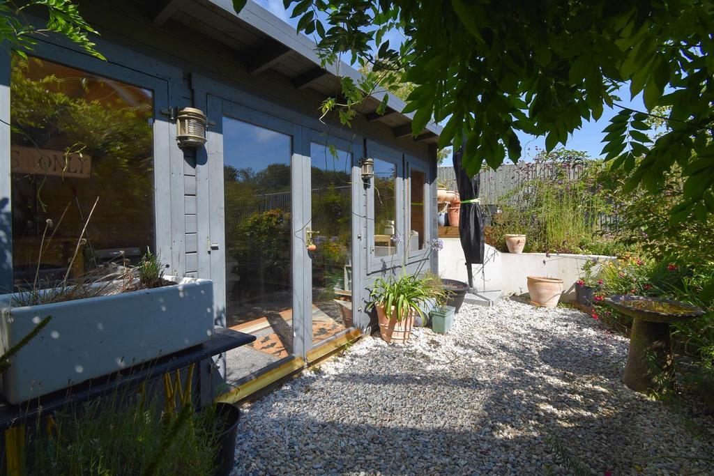 Garden studio
