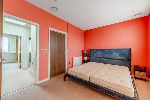9 Camborne Road, Edgware, HA8 8FD