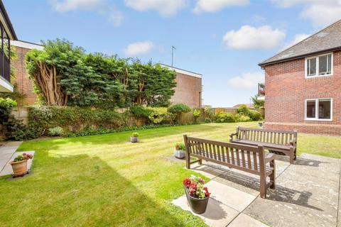 1 bedroom flat for sale, Sea Lane, Rustington, West Sussex