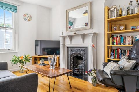 2 bedroom apartment for sale, St. Johns Vale, London, SE8