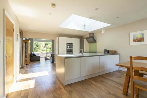 5 bedroom detached house to rent, Clapton Lane, Bristol BS20