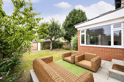 4 bedroom semi-detached house for sale, Upper Richmond Road West, Richmond, Surrey