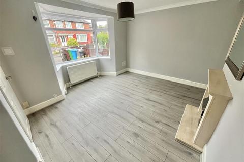 3 bedroom terraced house for sale, Lawton Moor Road, Manchester