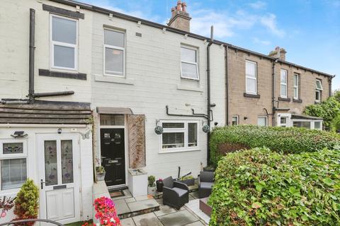 3 bedroom terraced house for sale, Oaklands Road, Rodley, Leeds