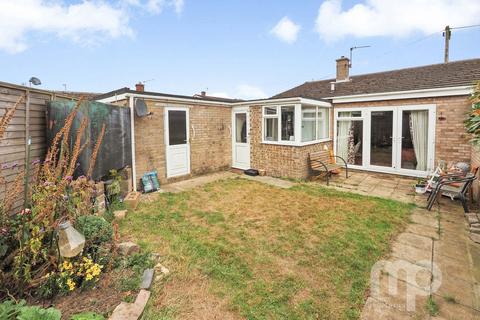 2 bedroom semi-detached bungalow for sale, Hawthorn Close, Norfolk NR18