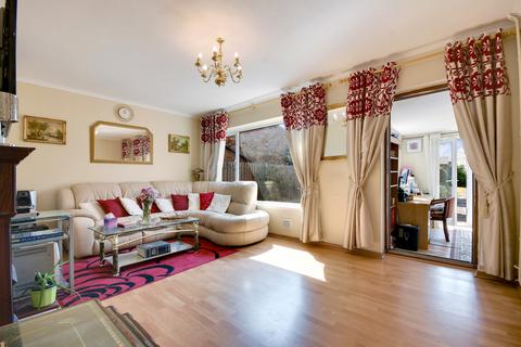 3 bedroom semi-detached house for sale, Southend Road, Howe Green