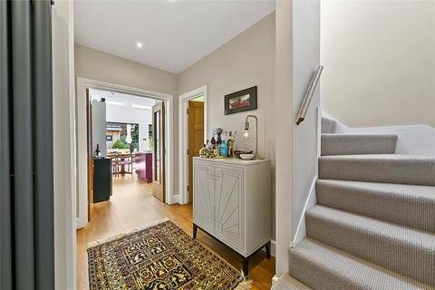 31 Lime Grove, Twickenham, TW1 1EL