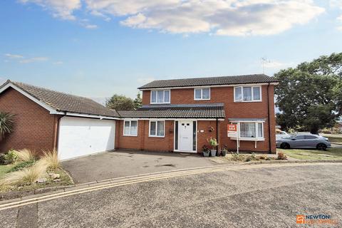 4 bedroom detached house for sale, Ascot Drive, Dogsthorpe, Peterborough, PE1