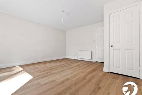 3 bedroom terraced house to rent, Marmadon Road, London, SE18