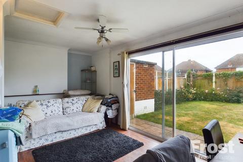 3 bedroom semi-detached house for sale, Hengrove Crescent, Ashford, Surrey, TW15