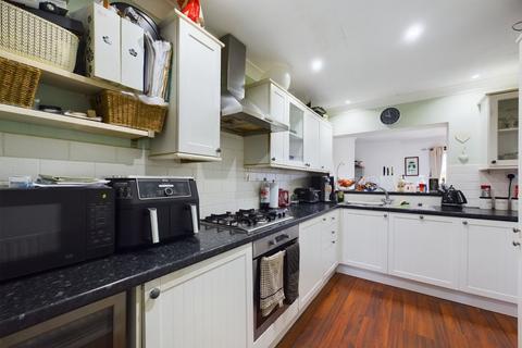 undefined, Hengrove Crescent, Ashford, Surrey, TW15