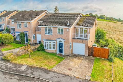 4 bedroom end of terrace house for sale, Birchdale Road, Wimborne, BH21