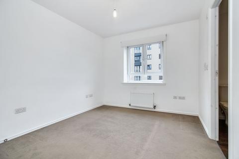 Flat 6, 4 Arneil Drive, Edinburgh, EH5 2GR