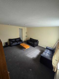 6 bedroom terraced house to rent, Leeds LS6