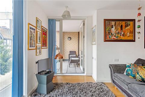 1 bedroom flat for sale, Queens Court, 2 Old Jamaica Road, London, SE16