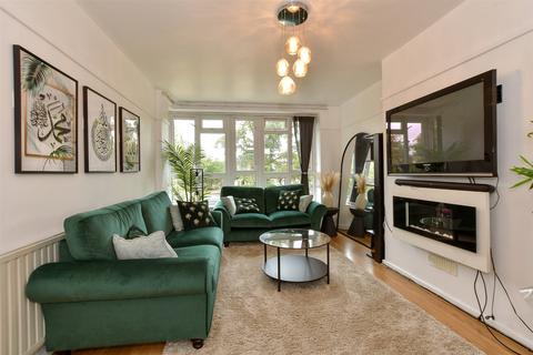 2 bedroom flat for sale, Longbridge Road, Barking, Essex