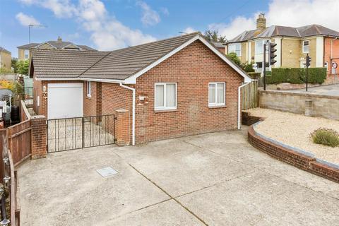 3 bedroom detached bungalow for sale, Thornborough Close, Ryde, Isle of Wight