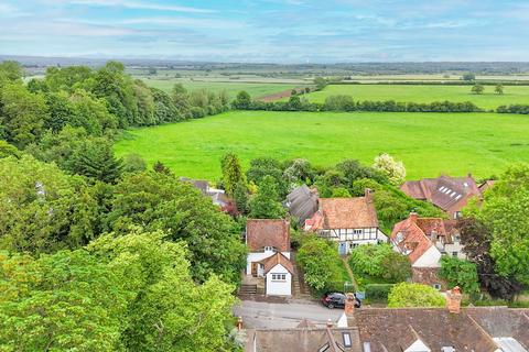 2 bedroom cottage for sale, Long Crendon, Buckinghamshire