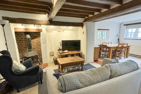 2 bedroom cottage for sale, Long Crendon, Buckinghamshire