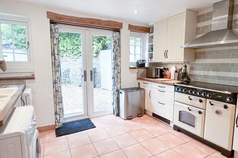 2 bedroom cottage for sale, Long Crendon, Buckinghamshire