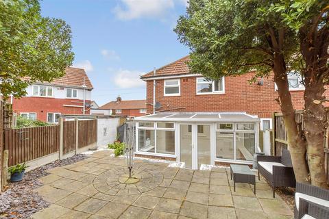 2 bedroom semi-detached house for sale, Davis Avenue, Deal, Kent