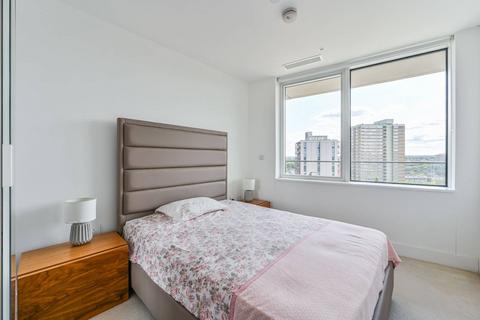 2 bedroom flat for sale, Lombard Wharf, Lombard Road, Battersea, London, SW11