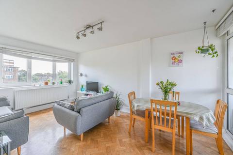 2 bedroom flat for sale, Gover Court, Paradise Road, Clapham North, London, SW4