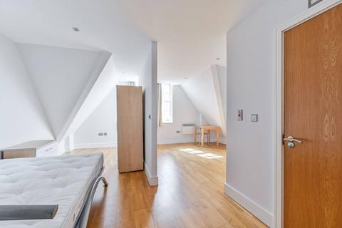 1 bedroom flat for sale, Clapham High Street, Clapham, London, SW4