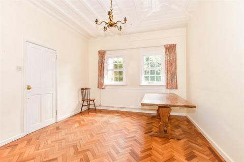 Oaklands Lodge Oaks Road, Reigate, RH2 0LE