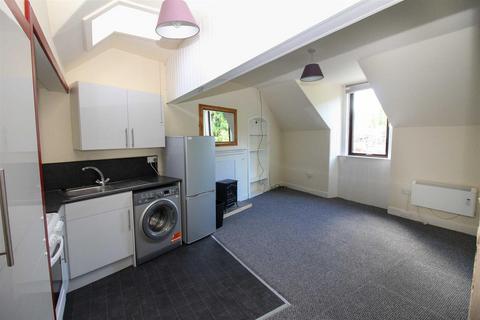 1 bedroom flat for sale, Kirk Brae, Galashiels