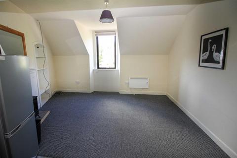 58 Kirkbrae, Galashiels, TD1 1NH