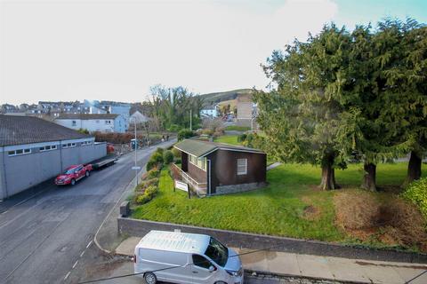 58 Kirkbrae, Galashiels, TD1 1NH